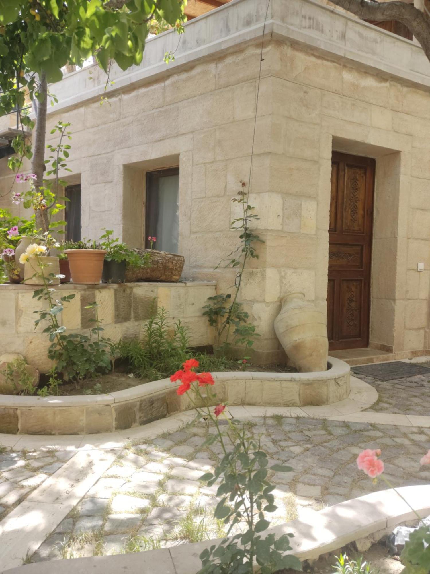 Готель Luwian Stone House 5*
